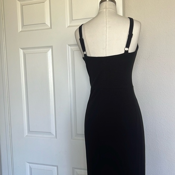 Dress The Population Ellis One-Shoulder Black Gown - Picture 8 of 8